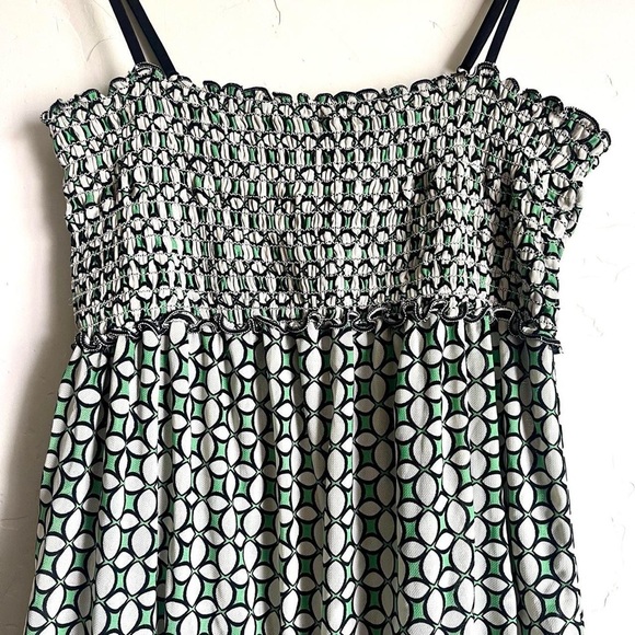 Max Studio Y2K green, black, & white geometric print stretchy mesh babydoll top - Picture 3 of 8